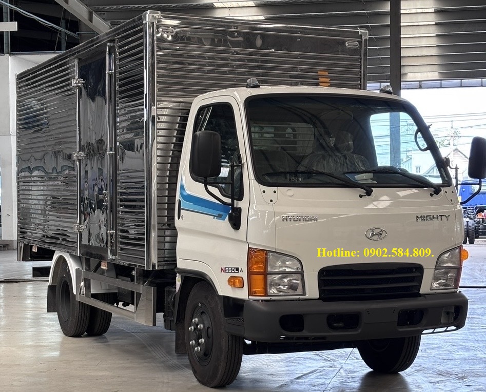 Xe thùng kín inox N500LA